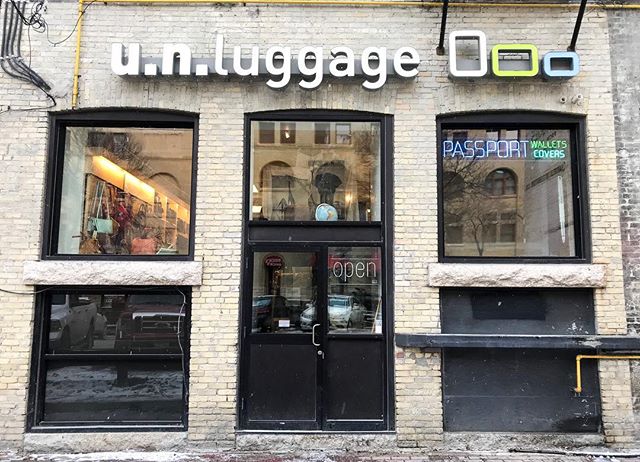 Luggage Store, Travelling, Traveller, Unique Finds in Downtown, Downtown Winnipeg, The Exchange District, Christmas, Holidays